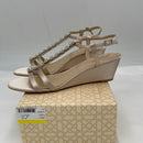 Jewel Badgley Mischka Women's Farah Wedge Sandal, Champagne, 10