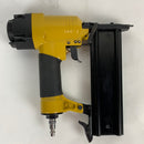 18 Gauge Pneumatic Brad Nailer, Air-powered Upholstery Nail Gun with 2000 Pieces Nails, Adjustable Exhaust, for Woodworking, Furniture and DIY Projects